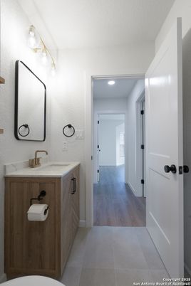 Bathroom, Interior, Recessed Lighting, Wood Texture Flooring