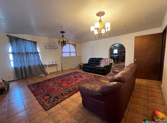 Chandelier, Interior, Living room