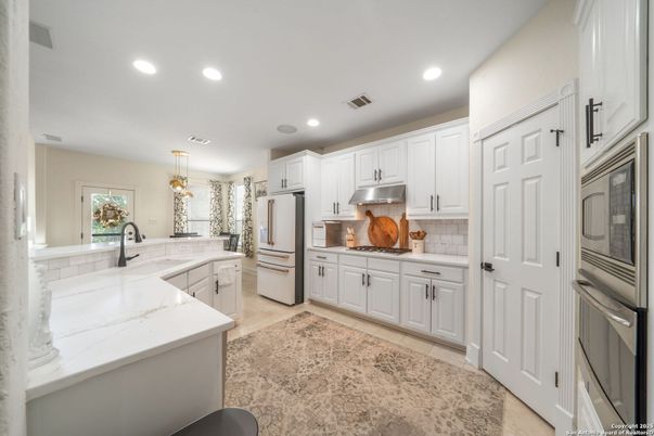 Chandelier, Interior, Kitchen, Pendant Lights, Recessed Lighting, Stainless Steel Appliances