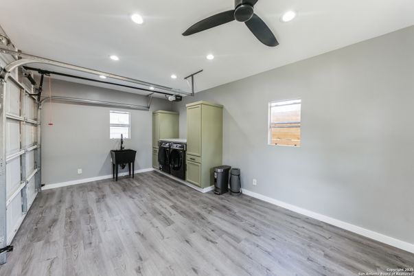 Interior, Recessed Lighting, Wood Texture Flooring