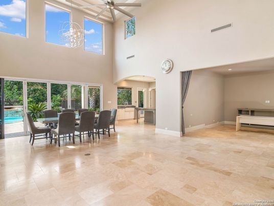 Dining room, Interior, Pendant Lights, Recessed Lighting
