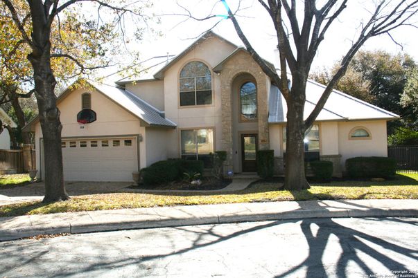 Attached, Exterior, Facade, Spanish Mediterranean