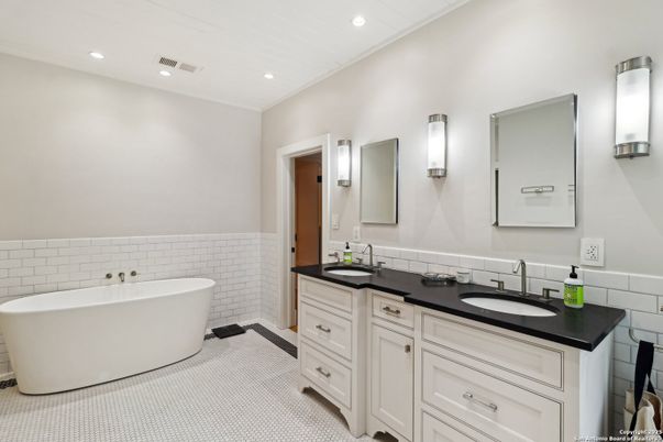 Bathroom, Dual Sink Vanities, Free Standing Baths, Interior, Recessed Lighting