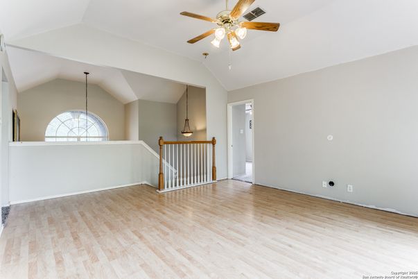 Empty room, Interior, Pendant Lights, Wood Texture Flooring
