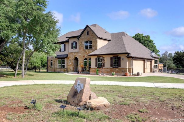 Backyard, Exterior, Facade, French Provincial