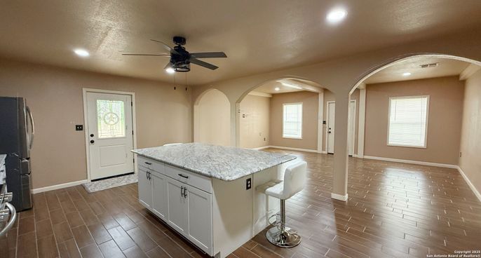 Interior, Recessed Lighting, Wood Texture Flooring