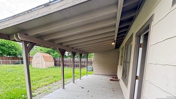 Backyard, Exterior