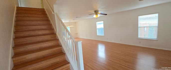 Empty room, Interior, Pendant Lights, Wood Texture Flooring