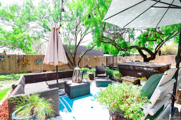 Exterior, Hot Tub
