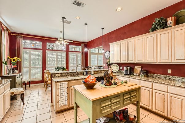 Dining room, Interior, Kitchen, Pendant Lights, Recessed Lighting