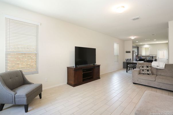 Dining room, Interior, Living room, Recessed Lighting, Wood Texture Flooring