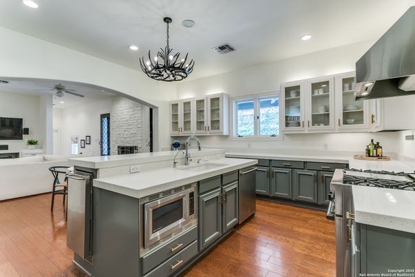 Interior, Kitchen, Pendant Lights, Recessed Lighting, Wood Texture Flooring