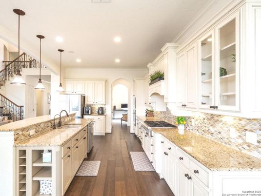 Interior, Kitchen, Pendant Lights, Recessed Lighting, Wood Texture Flooring
