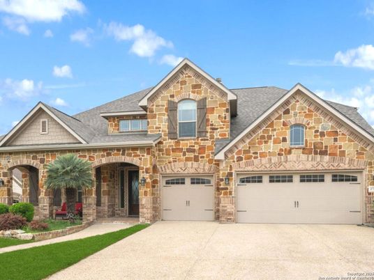 Attached, Exterior, Facade, Brick Traditional