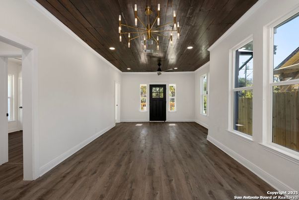 Interior, Pendant Lights, Recessed Lighting, Wooden Ceilings, Wood Texture Flooring
