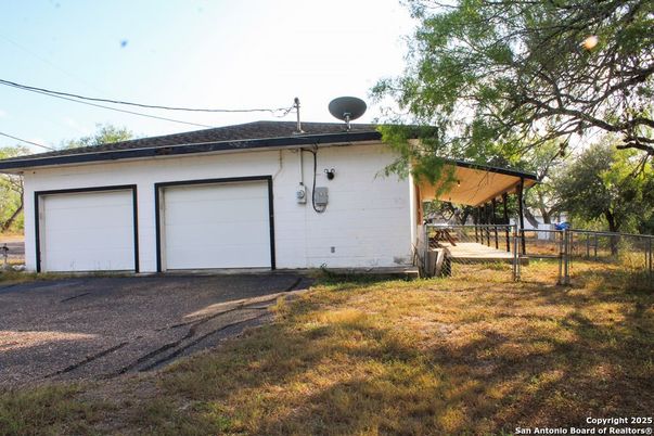 Backyard, Detached Garage, Exterior