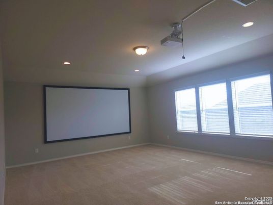Empty room, Interior, Projection Screen, Recessed Lighting, Theatre Room