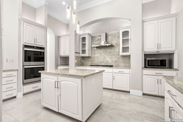 Interior, Kitchen, Pendant Lights, Stainless Steel Appliances