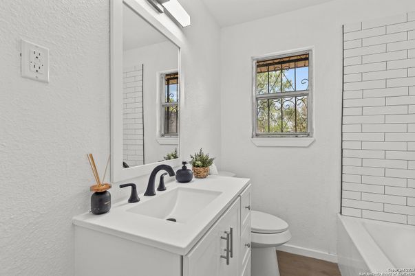 Bathroom, Interior, Wood Texture Flooring