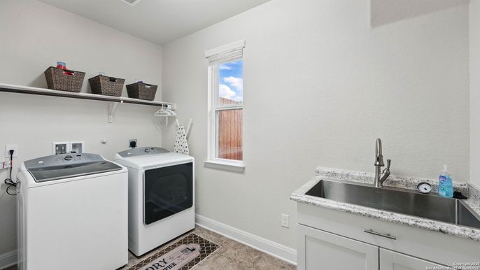 Interior, Washer