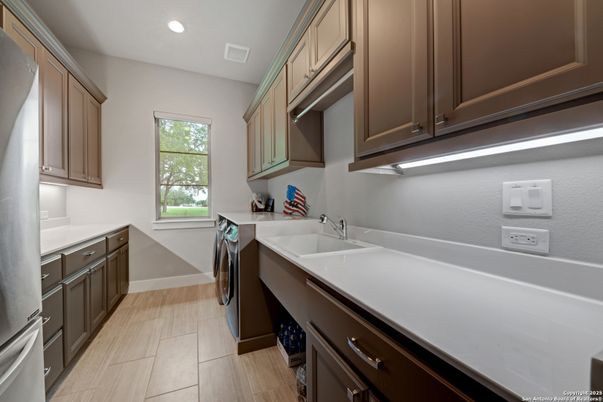 Interior, Kitchen, Recessed Lighting