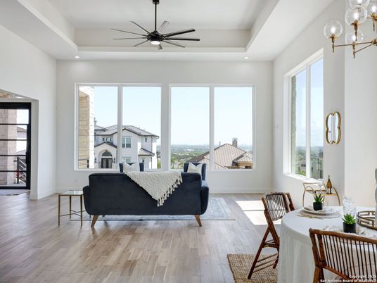 Interior, Living room, Pendant Lights, Recessed Lighting, Wood Texture Flooring