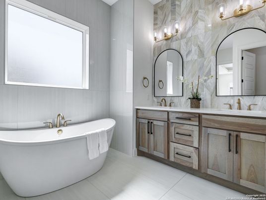 Bathroom, Dual Sink Vanities, Free Standing Baths, Interior