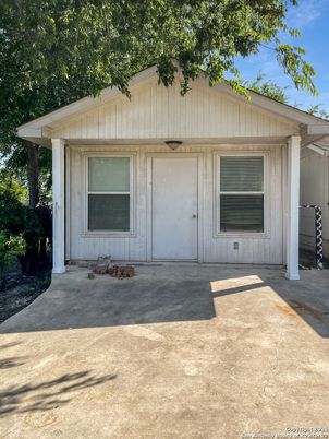 Detached Garage, Exterior