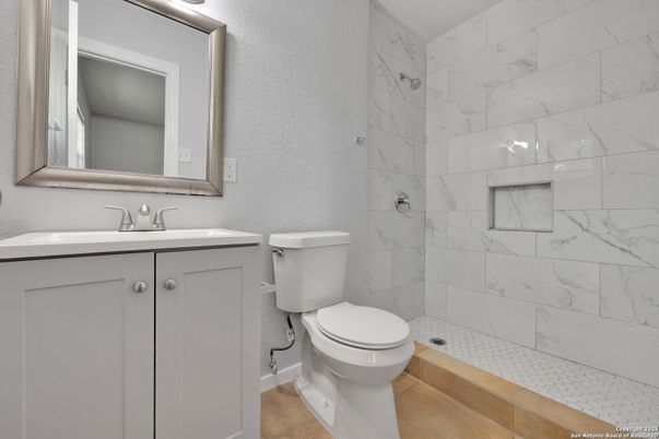 Bathroom, Interior, Marble Walls