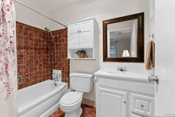 Bathroom, Interior