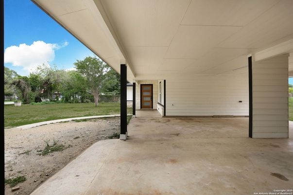 Backyard, Exterior