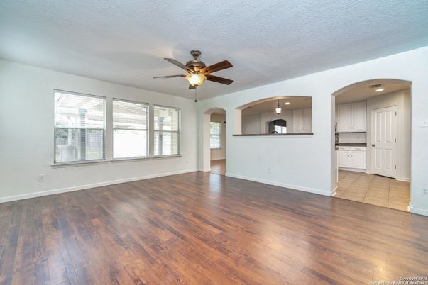 Empty room, Interior, Kitchen, Wood Texture Flooring
