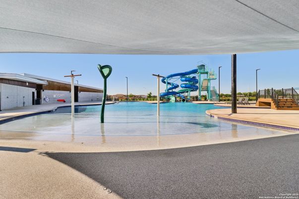 Exterior, Playground, Pool