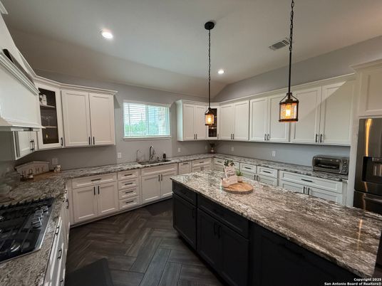 Interior, Kitchen, Pendant Lights, Recessed Lighting, Wood Texture Flooring