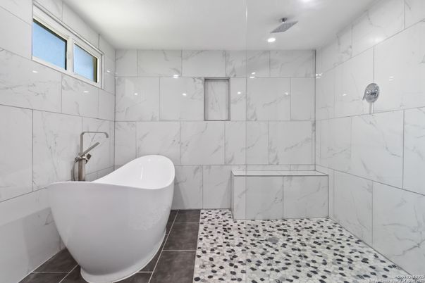 Bathroom, Free Standing Baths, Interior, Marble Walls, Recessed Lighting