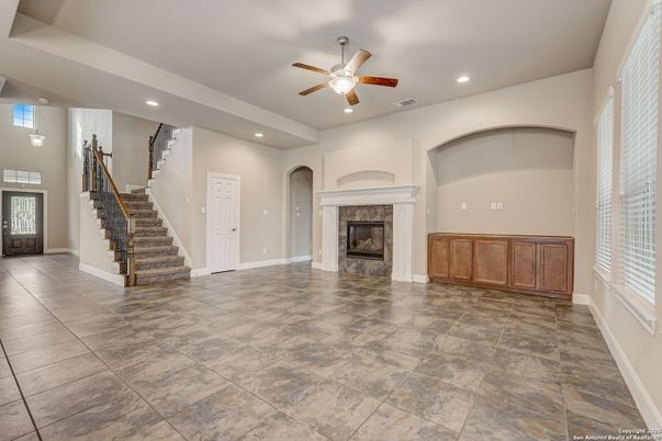 Fireplace, Interior, Recessed Lighting