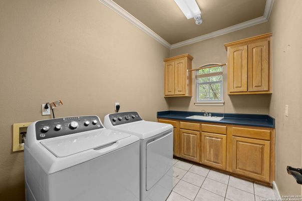 Interior, Washer