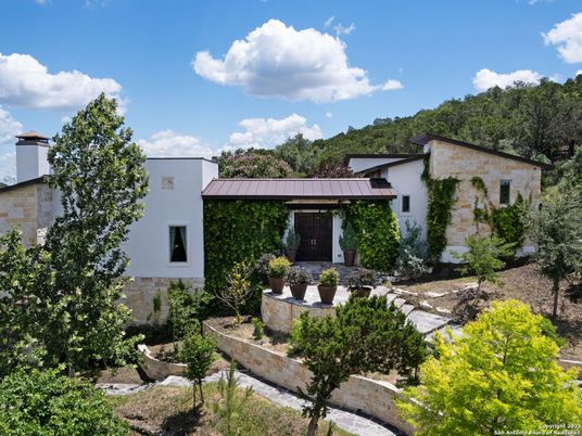 Backyard, Exterior, Facade, Spanish Mediterranean