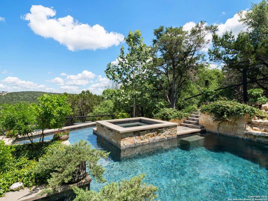 Exterior, Lake, Pool