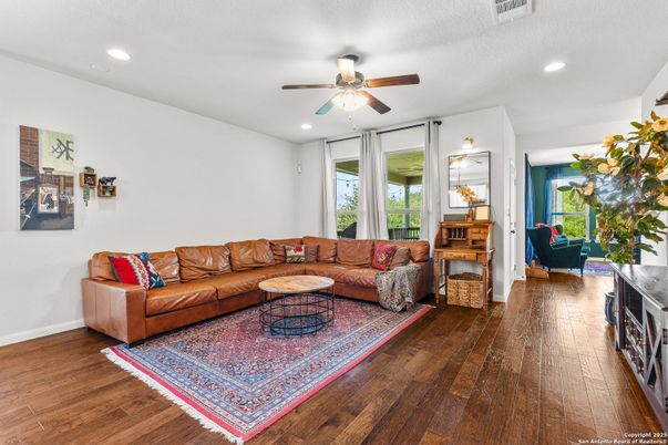 Interior, Living room, Recessed Lighting, Wood Texture Flooring
