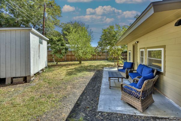 Backyard, Exterior