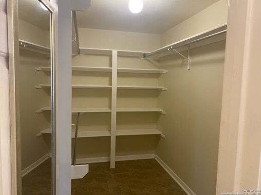 Interior, Walk-in Closets