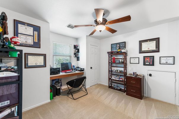 Home Office, Interior