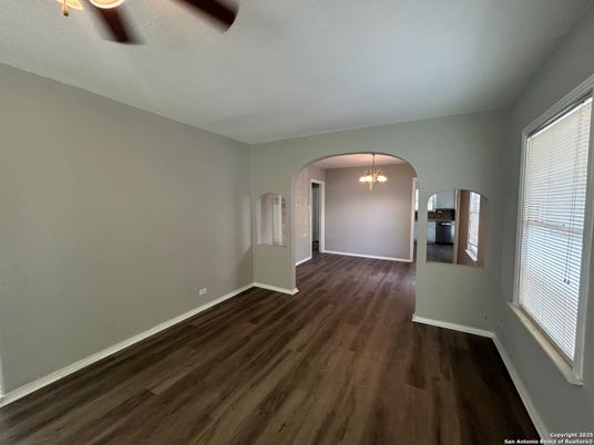 Empty room, Interior, Pendant Lights, Wood Texture Flooring
