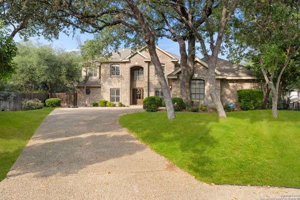 Backyard, Exterior, Facade, Brick Facade, French Provincial