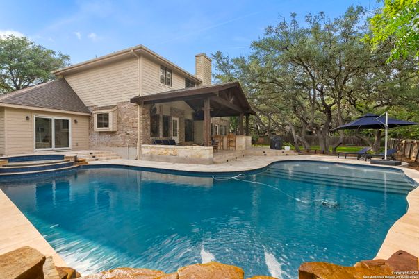 Exterior, Pool