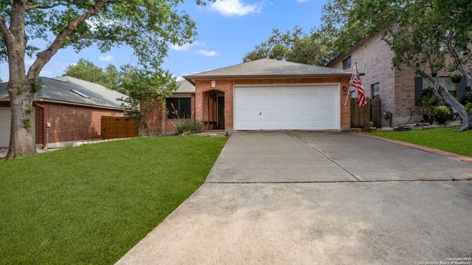 Attached, Exterior, Facade, Brick Facade, Ranch