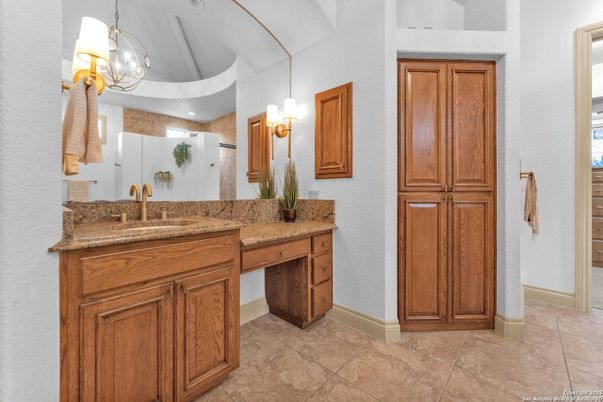 Bathroom, Dual Sink Vanities, Interior, Pendant Lights, Recessed Lighting