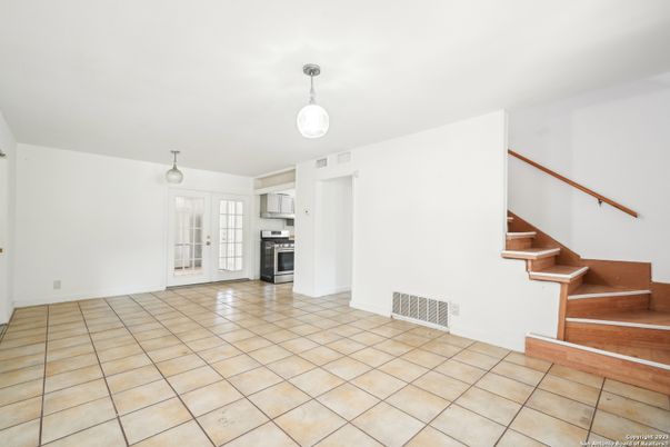 Empty room, Interior, Kitchen, Pendant Lights