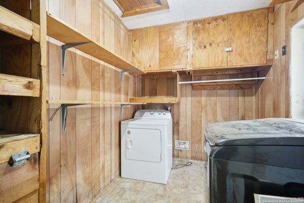 Interior, Washer, Wooden Walls